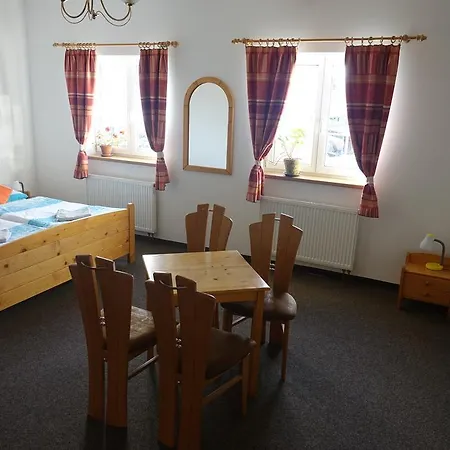 U Studánky Penzion 3*